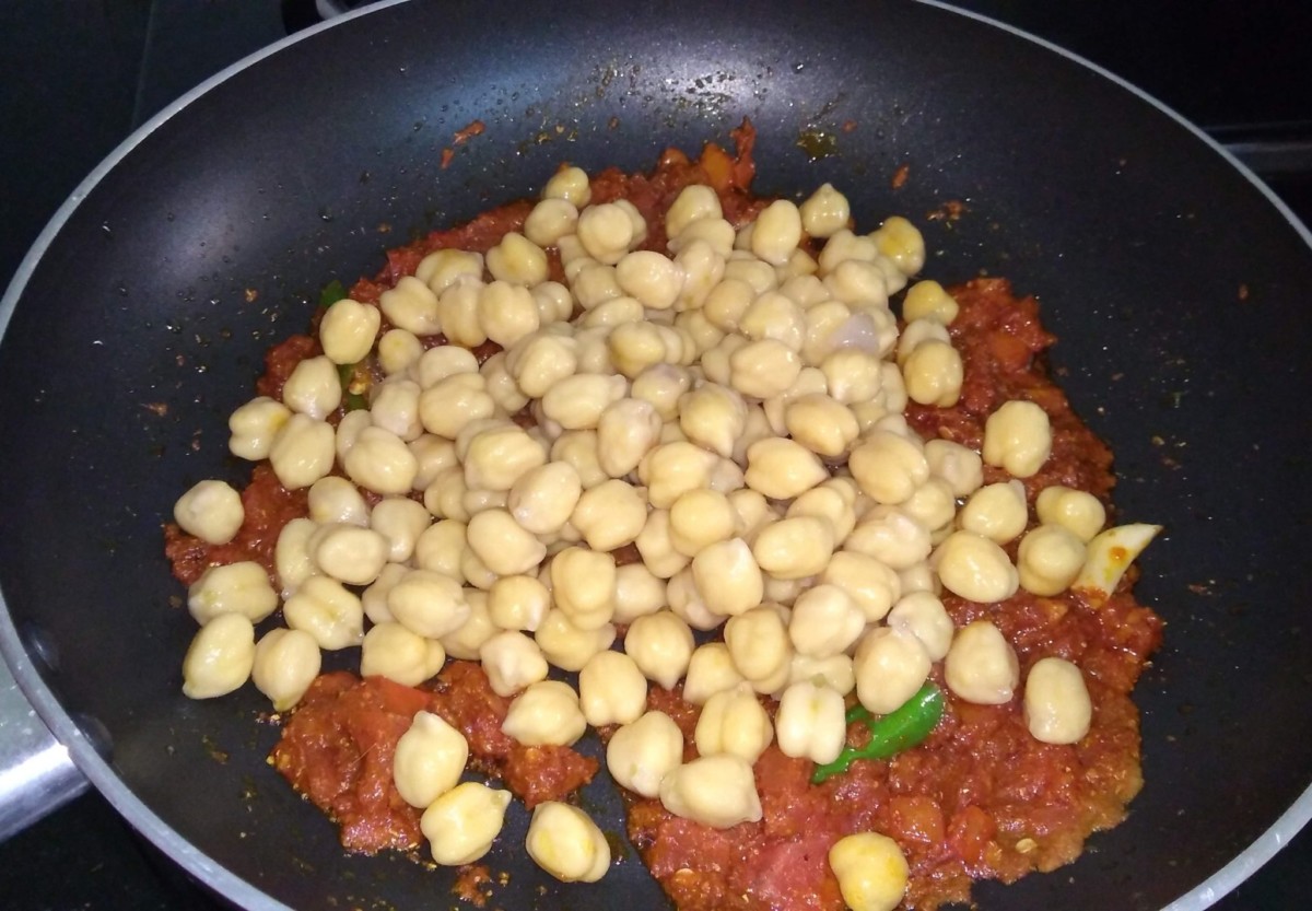 Add boiled chana and fry